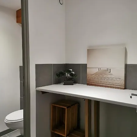 La Maisonnette Au Centre *