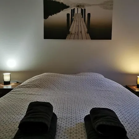 La Maisonnette Au Centre *